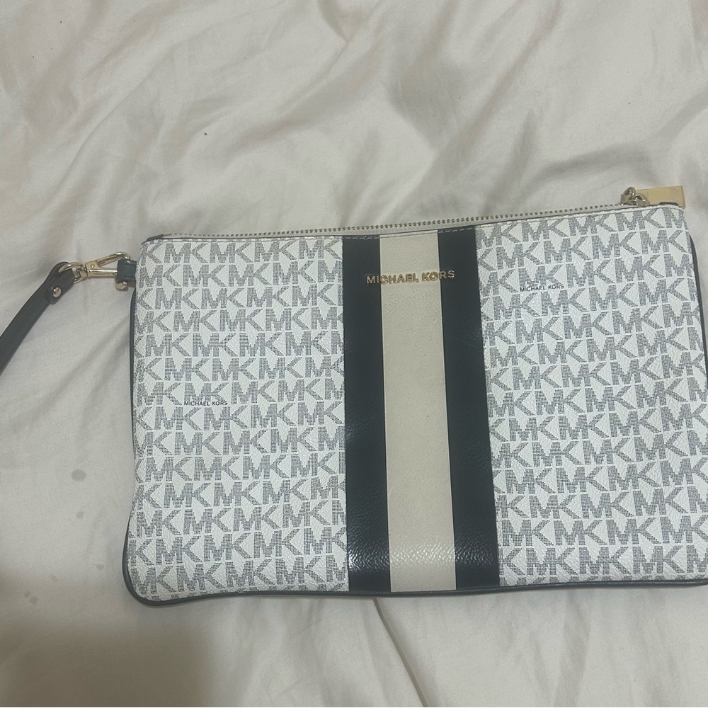 Michael Kors White and Black Signature Stripe Wristlet
